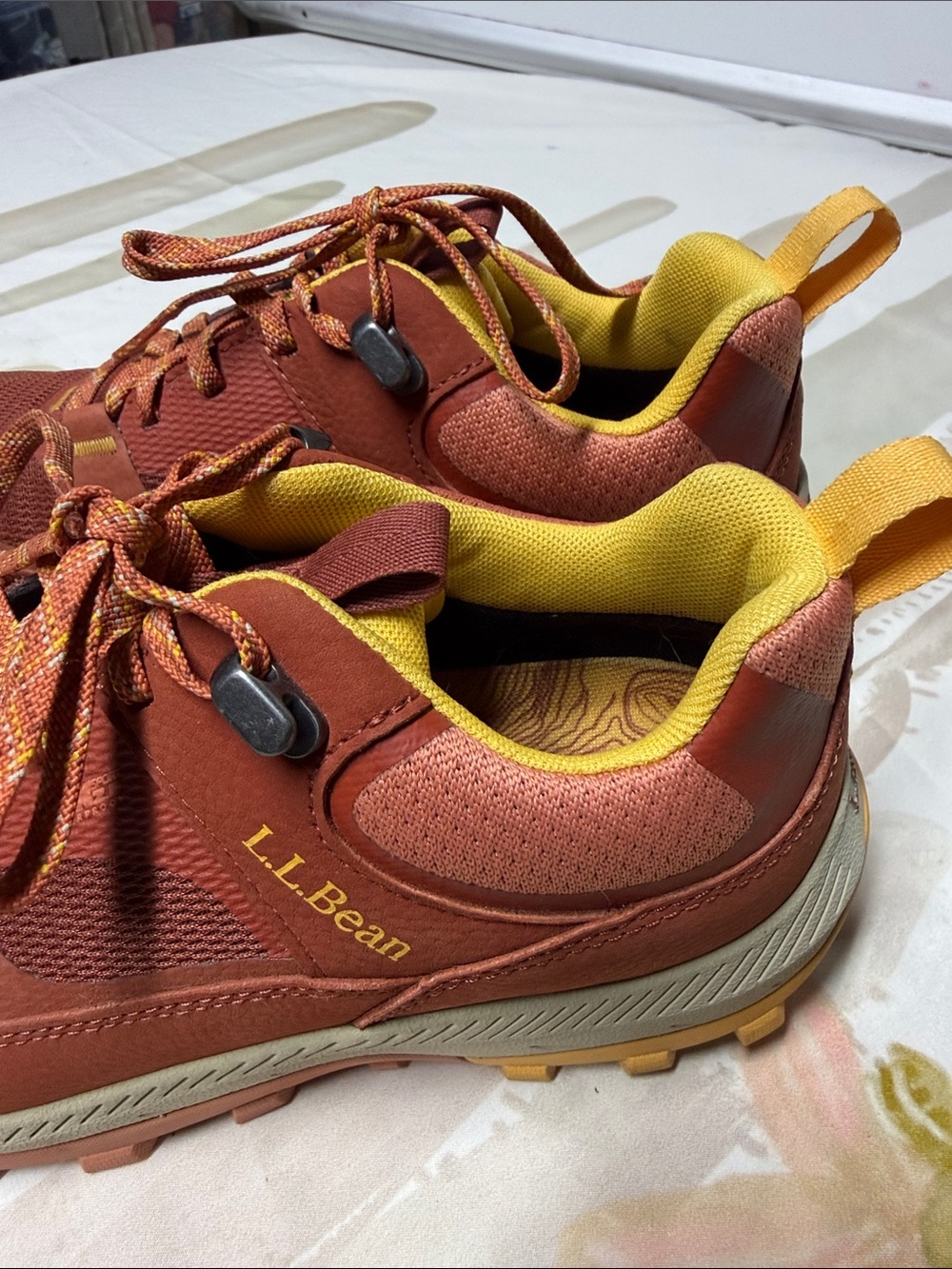 L.L.Bean Women's Access Gateway Low Hiker Sneakers rust color yellow accents 7.5 - Picture 3 of 6